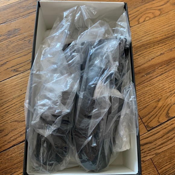 Men’s Gucci signature driver - Picture 2 of 5